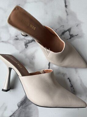 Alias Mae Zola White Leather Pointed Toe Mules Size 38